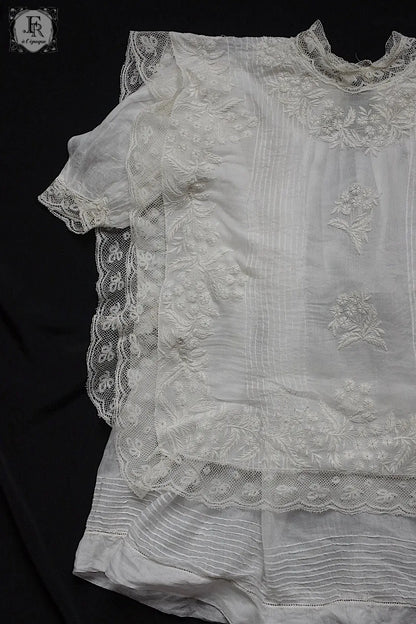 アンティーク子供服　vêtement d'enfant 1 .FR a l'epoque