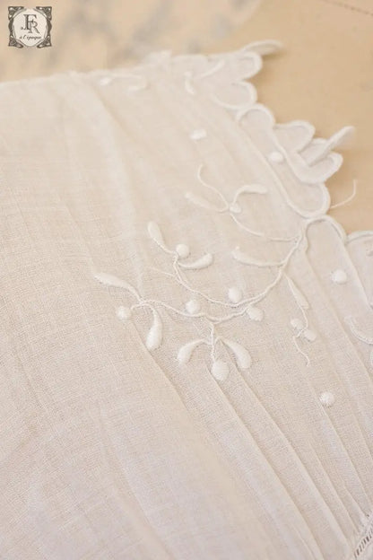 アンティークワンピース　vêtement deress 宿木刺繍　素材用 .FR a l'epoque