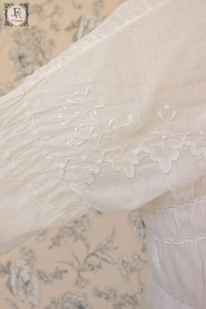 アンティークワンピース　vêtement deress 宿木刺繍　素材用 .FR a l'epoque