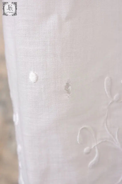 アンティークワンピース　vêtement deress 宿木刺繍　素材用 .FR a l'epoque