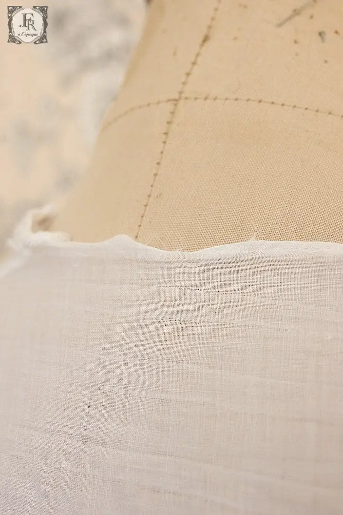 アンティークワンピース　vêtement deress 宿木刺繍　素材用 .FR a l'epoque