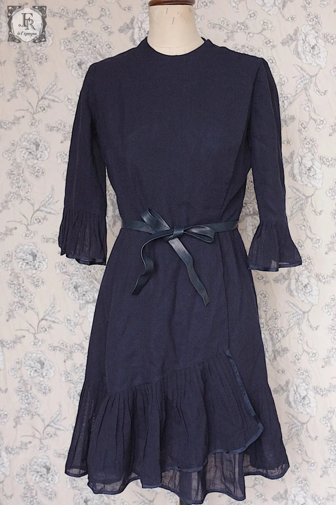 ヴィンテージワンピース vêtement vintage carven .FR a l'epoque