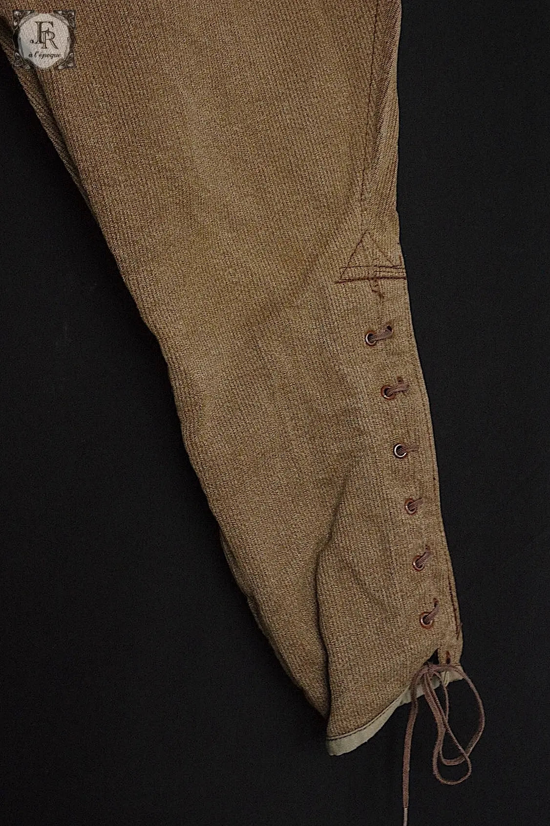 ヴィンテージジョッパーズパンツ　vêtement vintage le mont STMiCHEL .FR a l'epoque