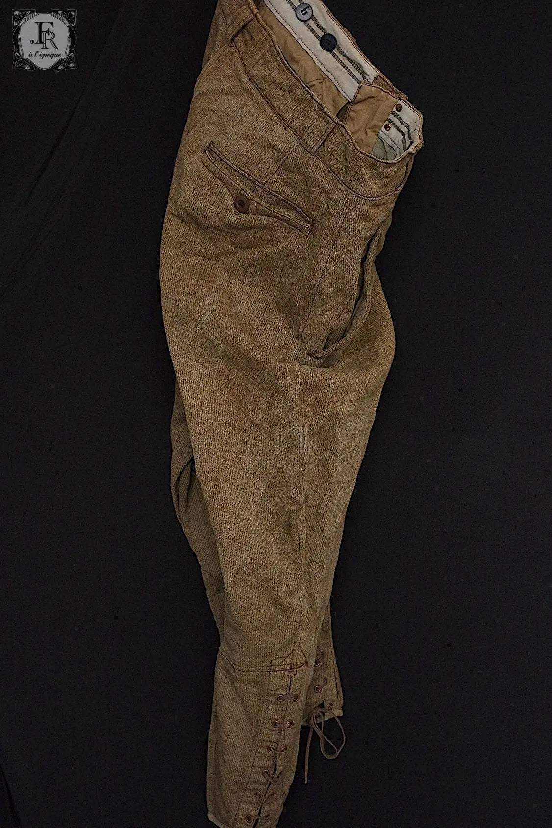 ヴィンテージジョッパーズパンツ　vêtement vintage le mont STMiCHEL .FR a l'epoque