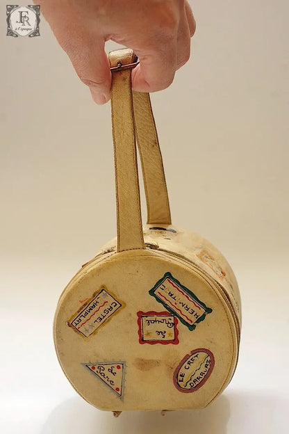 ヴィンテージポーチ　vintage petit sac souvenir .FR a l'epoque