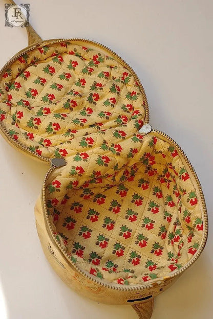 ヴィンテージポーチ　vintage petit sac souvenir .FR a l'epoque