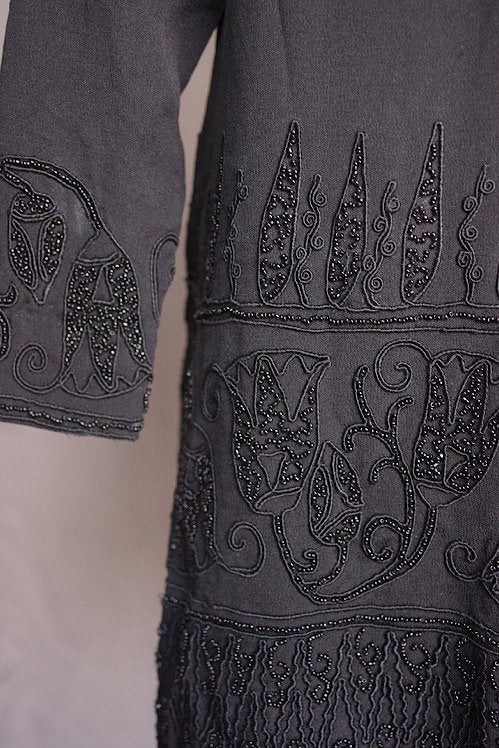 vêtement antique bead embroidery tunic