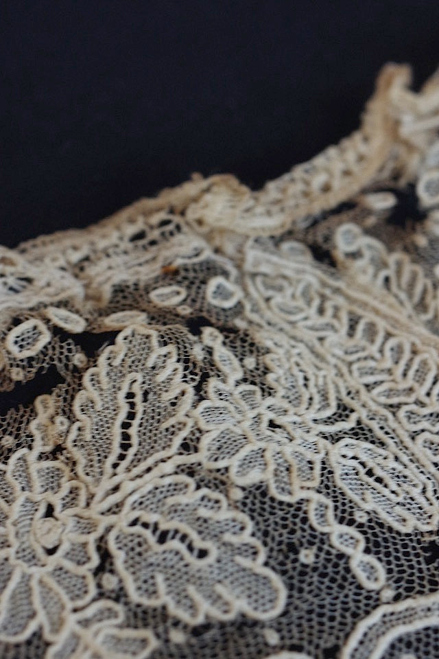 dentelle antique antique lace Bruxel 136cm