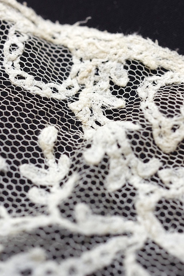 dentelle antique antique lace lace top 