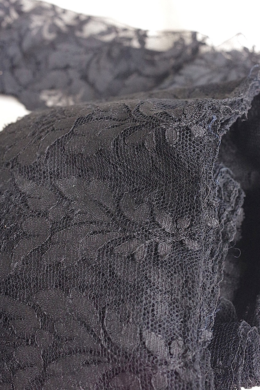 dentelle antique antique lace blonde black 