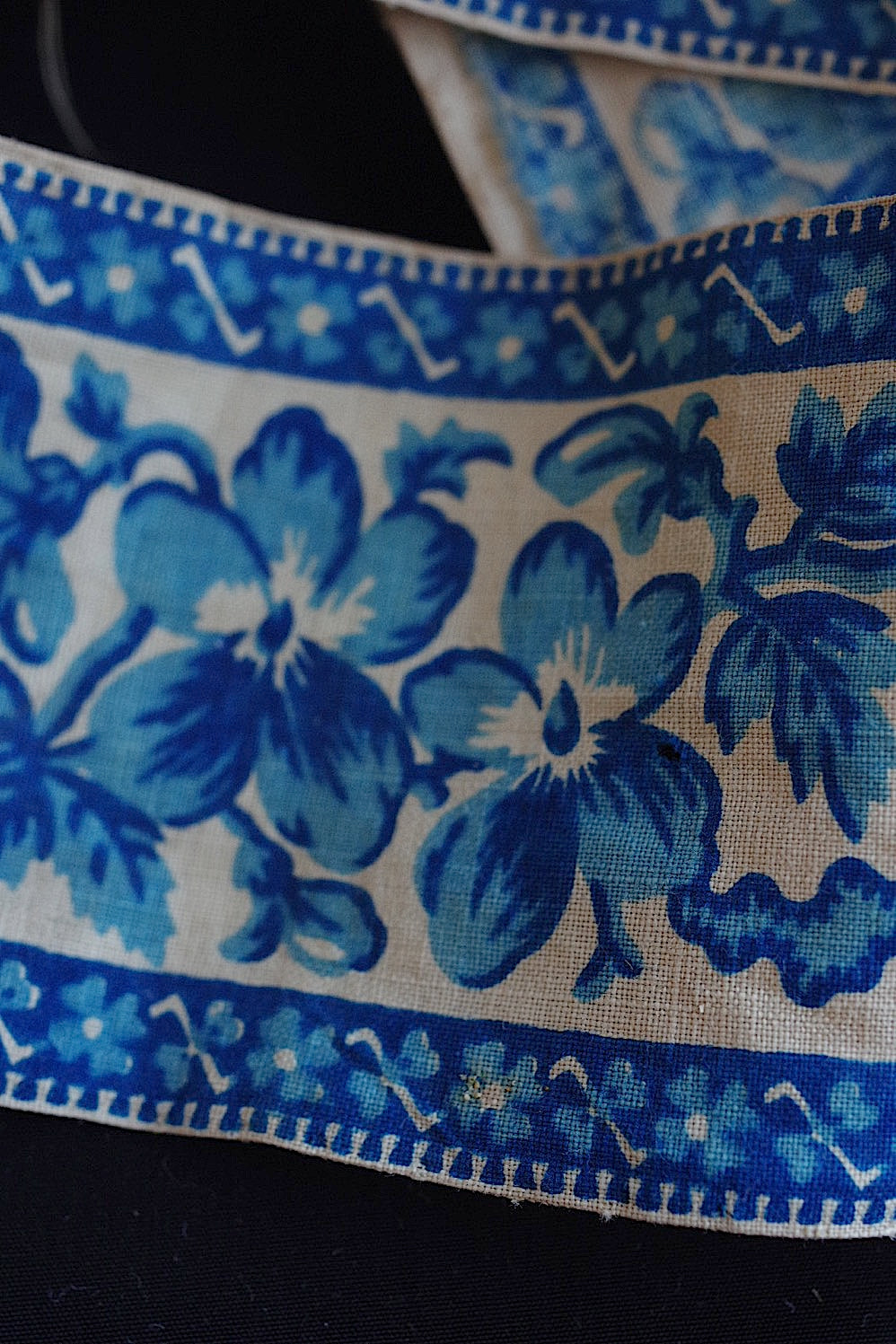 ruban antique ruban antique motif floral 1 