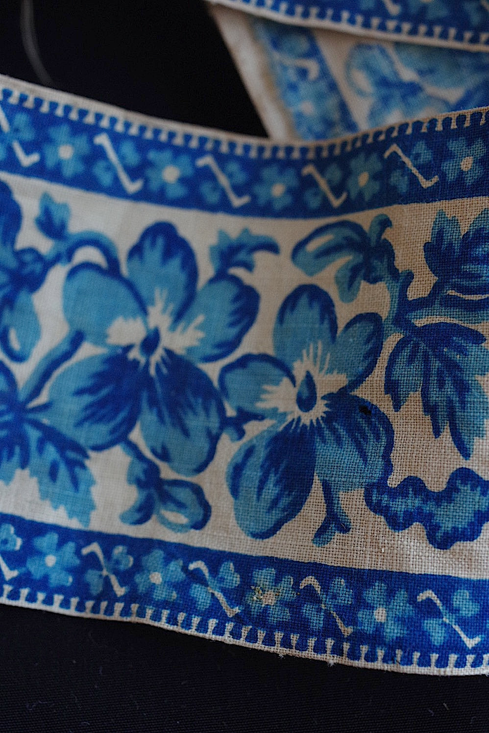 ruban  antique アンティーク リボン 花柄　1 .FR A Ll'EPOQUE