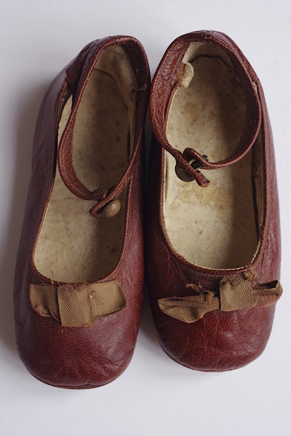 chaussures antique antique shoes for Bebe