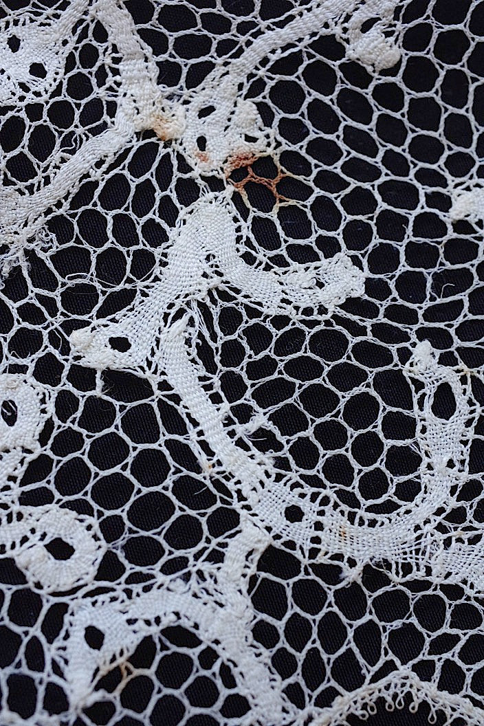 dentelle antique アンティークレース　ケープ .FR a l'epoque