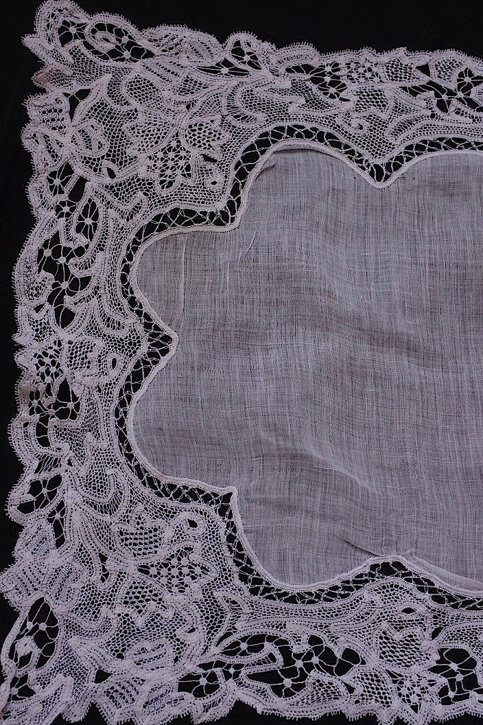 dentelle ancienne antique antique lace handkerchief 2 pieces 
