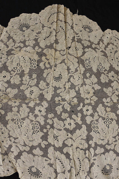 dentelle   antique アンティークレース　ブロンドレース２種 .FR a l'epoque