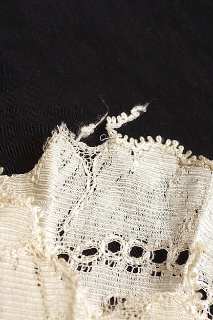 dentelle   antique アンティークレース　ブロンドレース２種 .FR a l'epoque