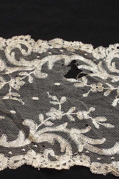 dentelle   antique アンティークレース　ブロンドレース２種 .FR a l'epoque