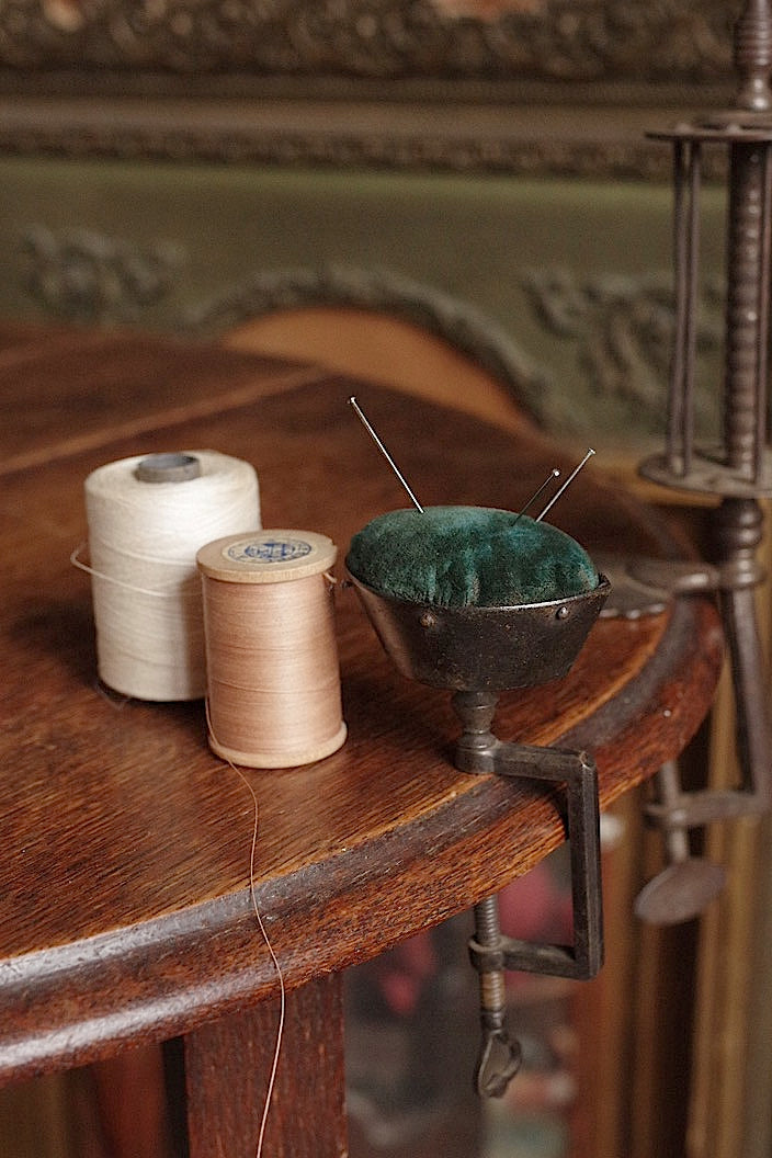 pique-aiguilles   antique アンティーク針山 .FR a l'epoque