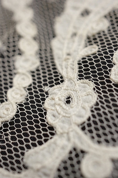 dentelle antique アンティークレース　120cm .FR a l'epoque