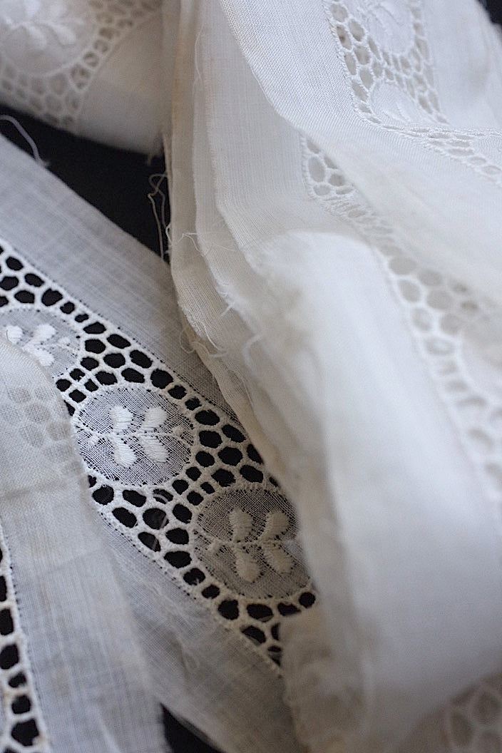 dentelle antique アンティークレース　刺繍　レーステープ .FR a l'epoque