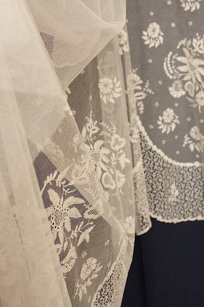 dentelle antique アンティークレース　チュール生地　492cm .FR a l'epoque