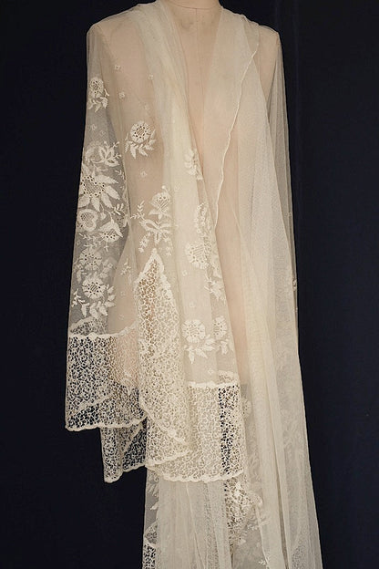 dentelle antique アンティークレース　チュール生地　492cm .FR a l'epoque