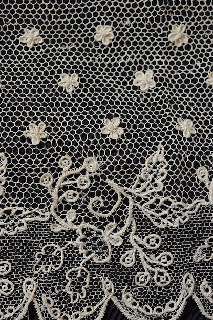 dentelle  antique アンティークレース　アランソンレース9 .FR a l'epoque