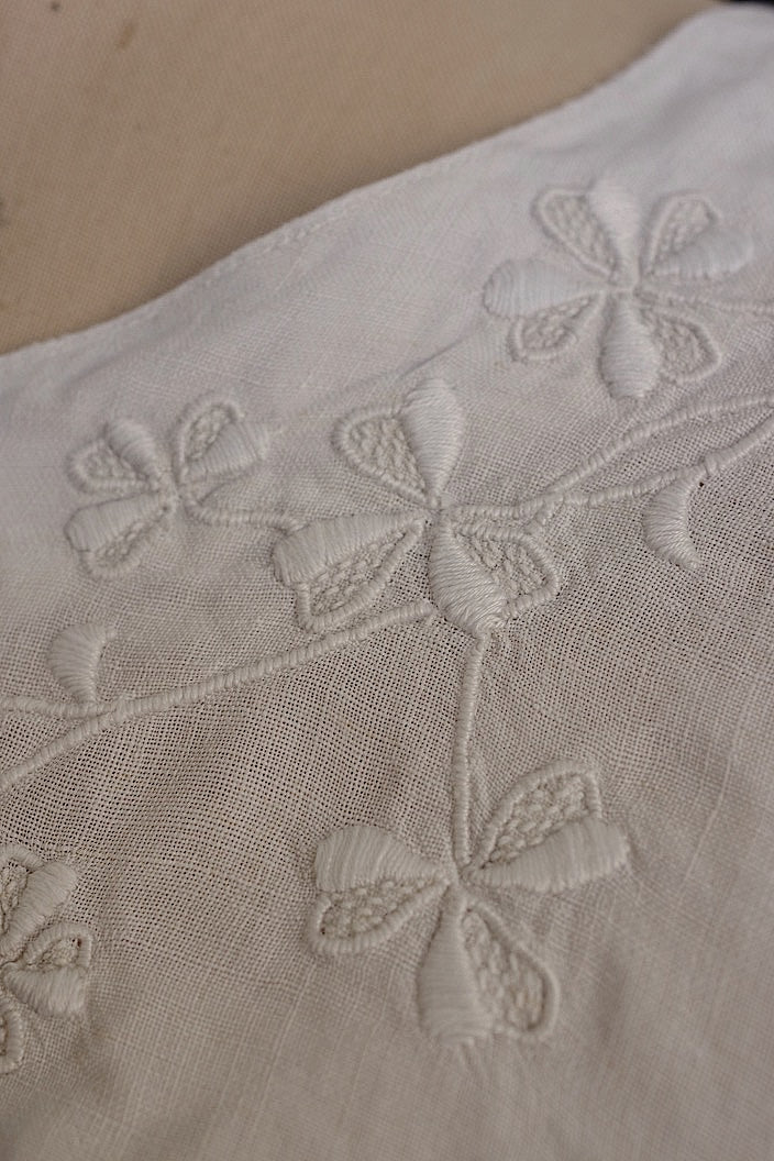 vêtement antique antique embroidery blouse