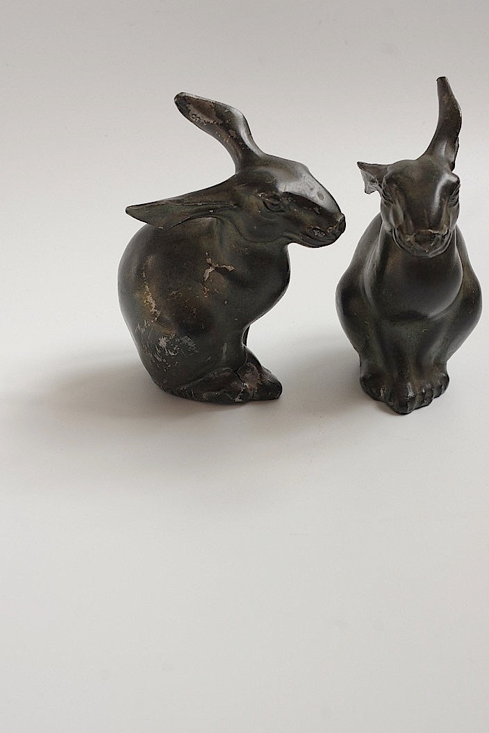 sculpture antique antique rabbit pair