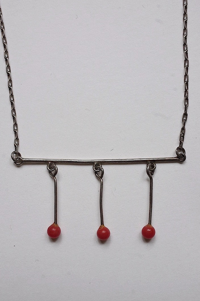 collier  vintage ヴィンテージペンダント　コライユ .FR a l'epoque