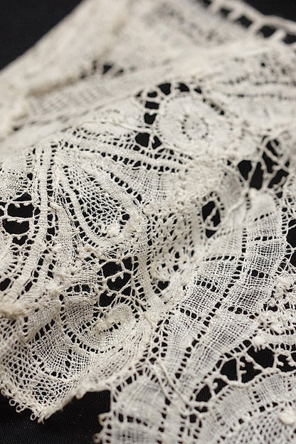 dentelle antique アンティークレース　143cm .FR a l'epoque
