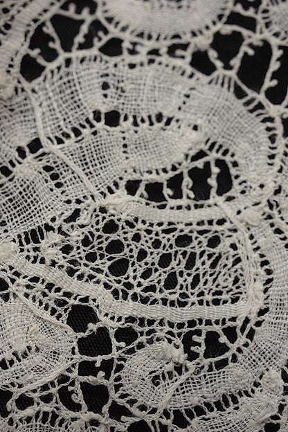 dentelle antique アンティークレース　143cm .FR a l'epoque