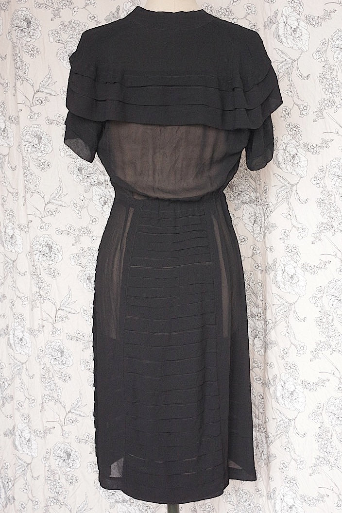 vêtement antique アンティークシフォンワンピース　あった場合東さまにご連絡 .FR a l'epoque