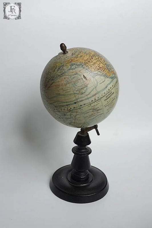 フランスアンティーク地球儀