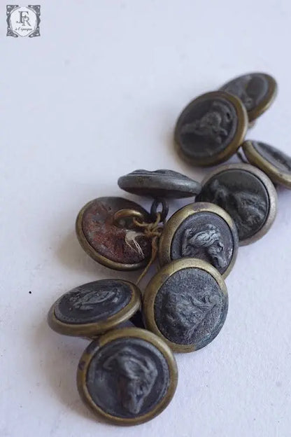 フランスアンティークハンターボタンの販売