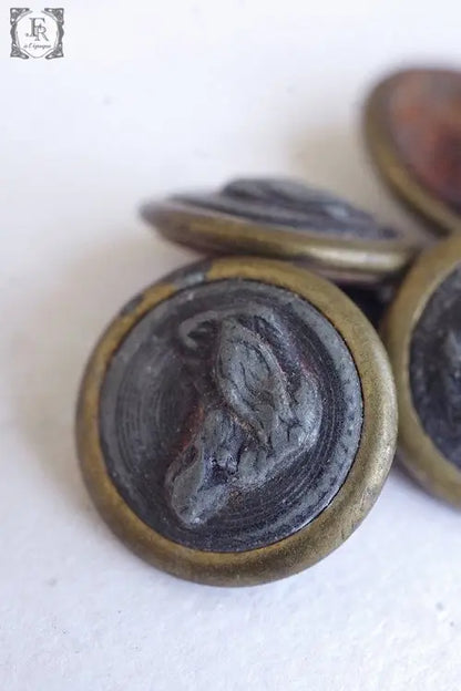 boutons antique アンティークボタン 9 .FR a l'epoque
