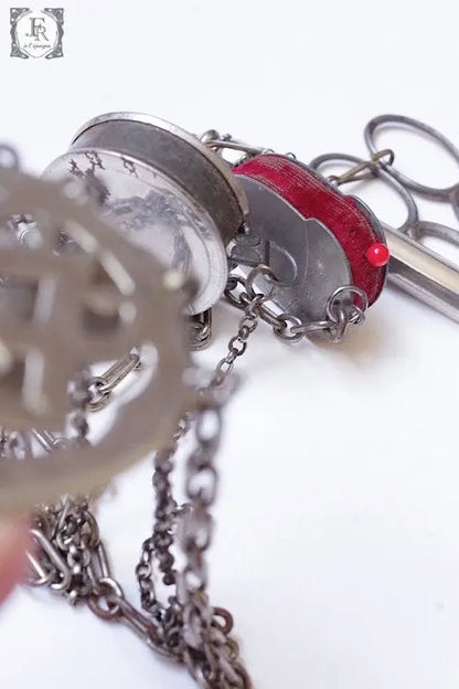 chatelaine antique アンティークチェーン　裁縫 .FR A Ll'EPOQUE