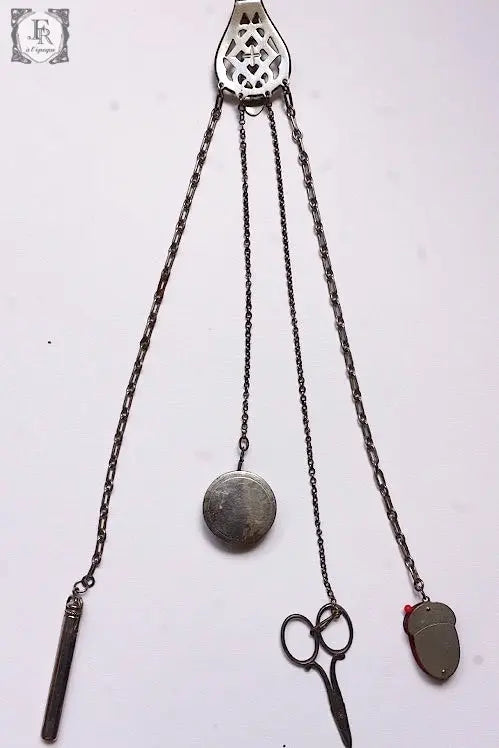 chatelaine antique アンティークチェーン　裁縫 .FR A Ll'EPOQUE