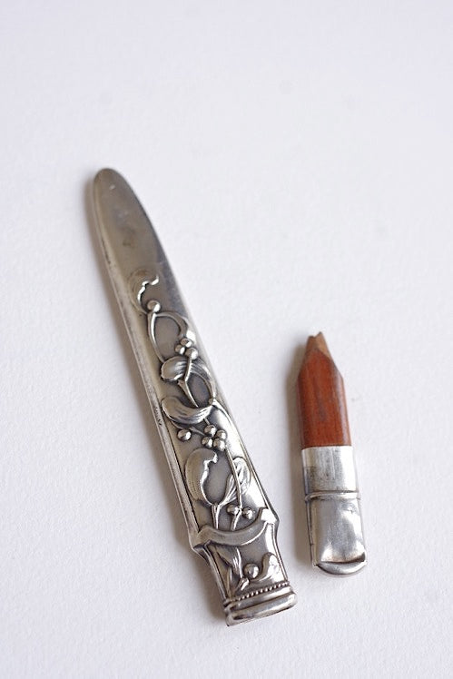 stylo antique antique pencil mistletoe