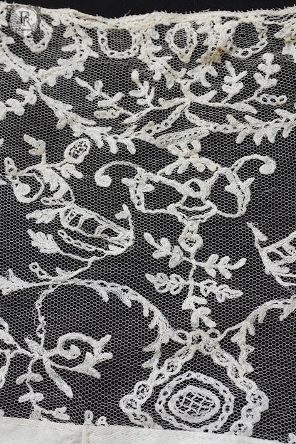dentelle  antique アンティークレース　レーストップ .FR A Ll'EPOQUE