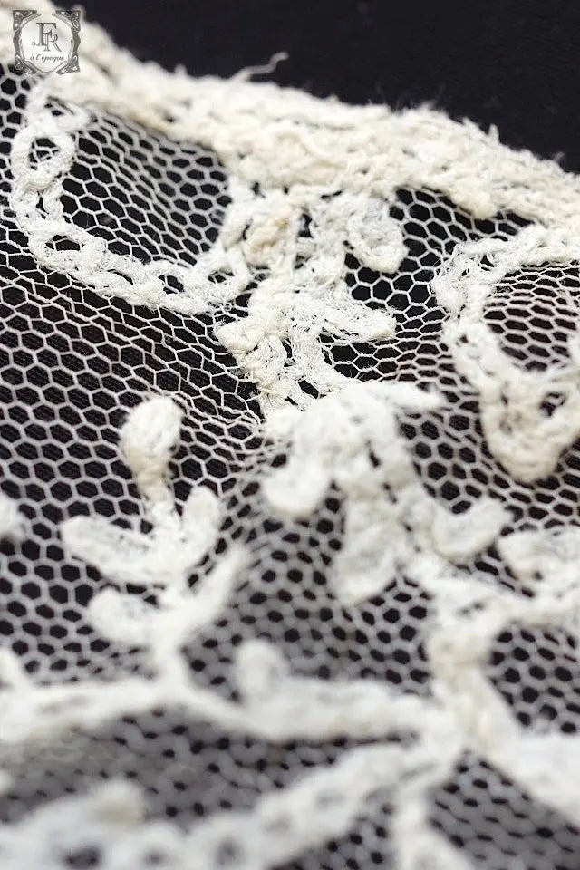 dentelle  antique アンティークレース　レーストップ .FR A Ll'EPOQUE