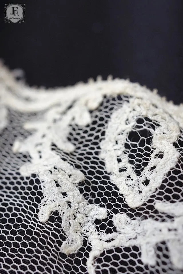 dentelle  antique アンティークレース　レーストップ .FR A Ll'EPOQUE