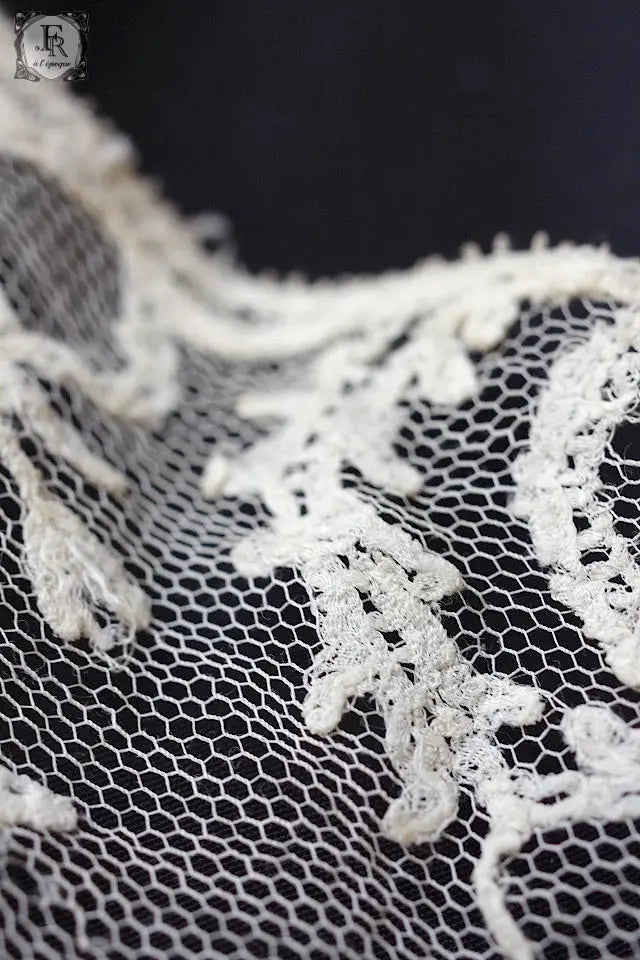 dentelle  antique アンティークレース　レーストップ .FR A Ll'EPOQUE