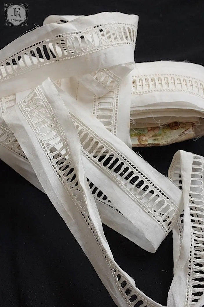 フランスアンティークレーステープ