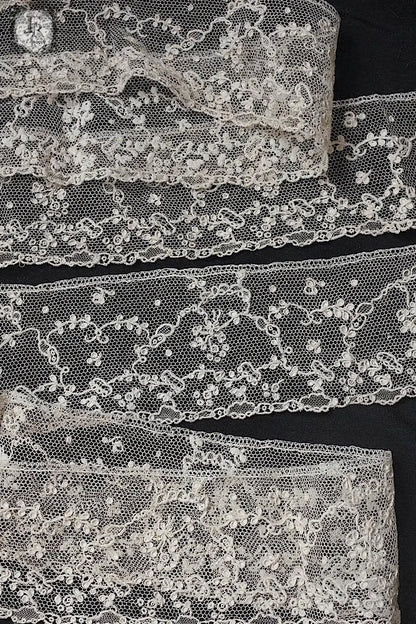 フランスアンティークレース