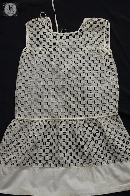 vetement enfant antique アンティーク子供服ワンピース .FR A Ll'EPOQUE